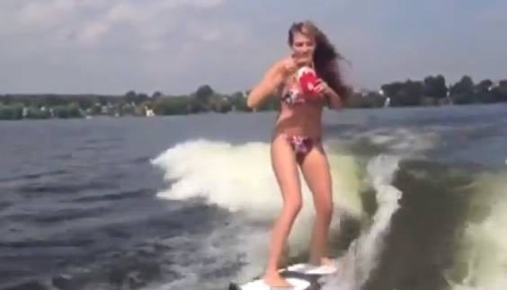 sexy wakeboarding pics Sexy wakeboarding pics